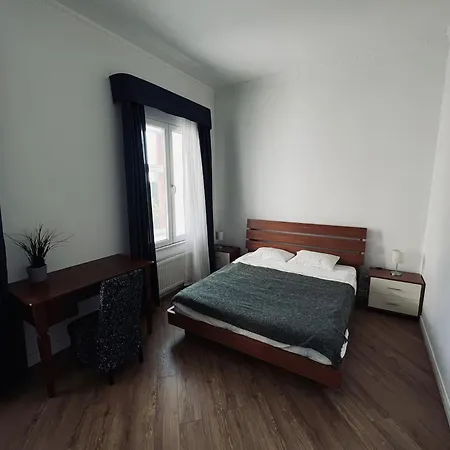 Spacious 2 Bedroom Apartment, Old Town * Riga