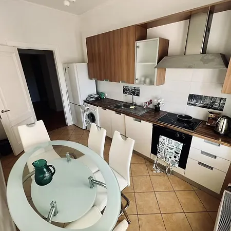 Spacious 2 Bedroom Apartment, Old Town Riga